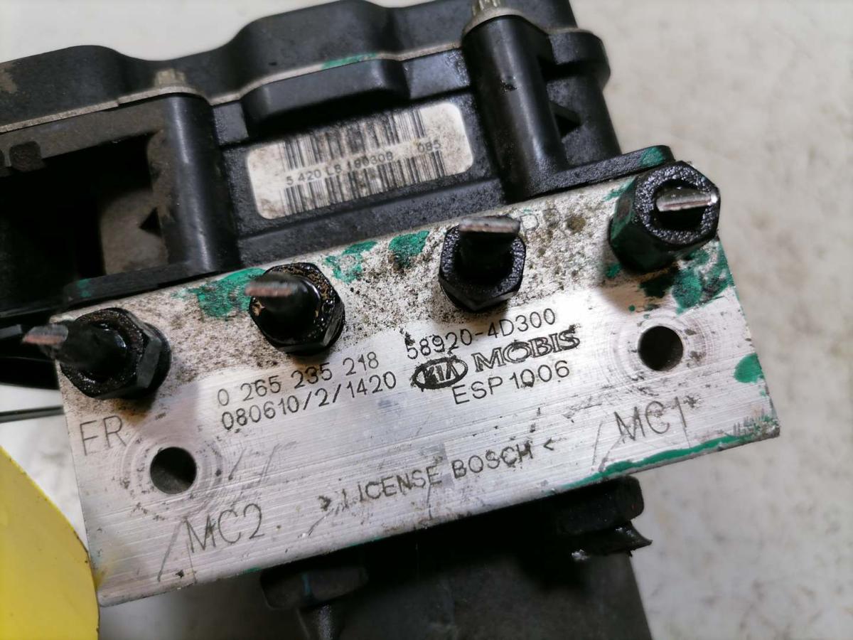 Kia Carnival 2 original Hydroaggregat ABS Block 2,9CRDI 136KW Bj.2009